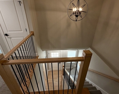 411 W Pierce Road - Photo Thumbnail 10