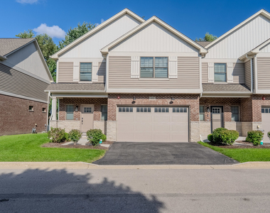411 W Pierce Road - Photo Thumbnail 13