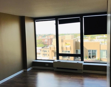 5445 N Sheridan Road - Photo Thumbnail 6