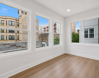 6914 N Sheridan Road - Photo Thumbnail 32