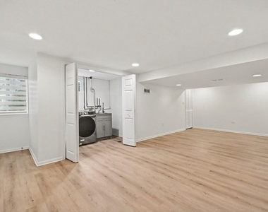 1120 Summit Hills Lane - Photo Thumbnail 11