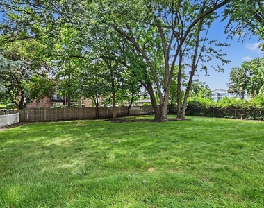 1120 Summit Hills Lane - Photo Thumbnail 24