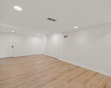 1120 Summit Hills Lane - Photo Thumbnail 15