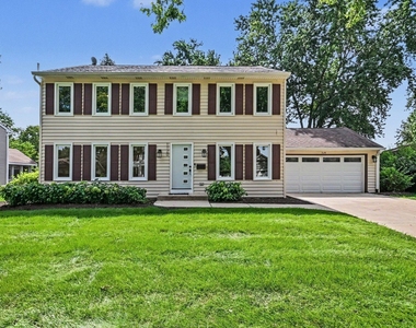 1120 Summit Hills Lane - Photo Thumbnail 1