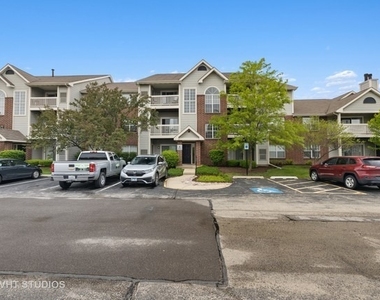 56 Sterling Circle - Photo Thumbnail 2