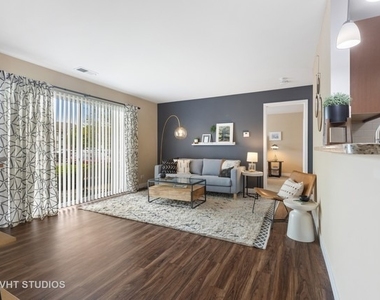 56 Sterling Circle - Photo Thumbnail 10