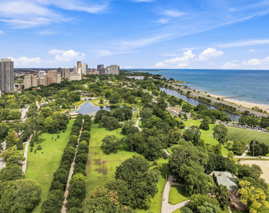 1850 N Clark Street - Photo Thumbnail 1