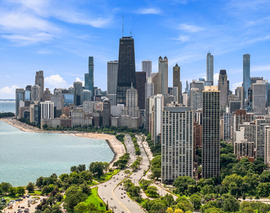 1850 N Clark Street - Photo Thumbnail 4