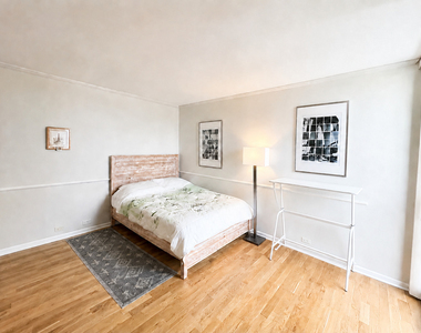 1850 N Clark Street - Photo Thumbnail 19