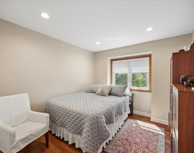 1862 Old Willow Road - Photo Thumbnail 10
