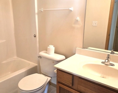 460 Timber Drive - Photo Thumbnail 7