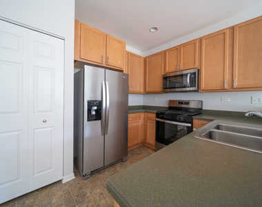 1450 Prescott Drive - Photo Thumbnail 2