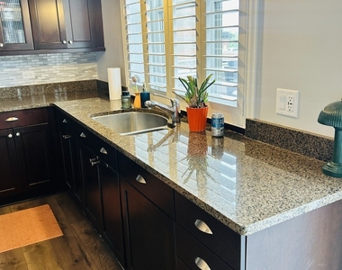 10 S Dunton Avenue - Photo Thumbnail 5