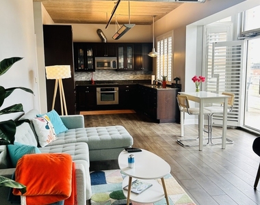 10 S Dunton Avenue - Photo Thumbnail 1