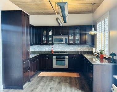 10 S Dunton Avenue - Photo Thumbnail 4