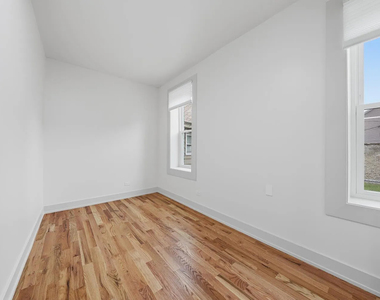 1514 W Fry Street - Photo Thumbnail 7