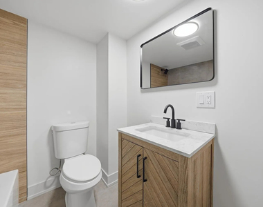 1514 W Fry Street - Photo Thumbnail 13