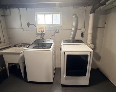 304 Hyde Park Avenue - Photo Thumbnail 7