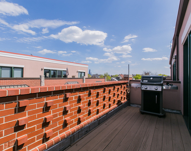 2005 N Hoyne Avenue - Photo Thumbnail 20