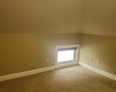 615 Green Street - Photo Thumbnail 8