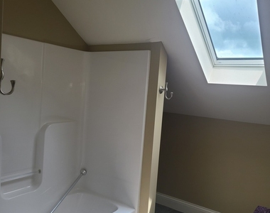 615 Green Street - Photo Thumbnail 6