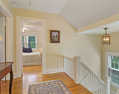 335 E Liberty Street - Photo Thumbnail 18