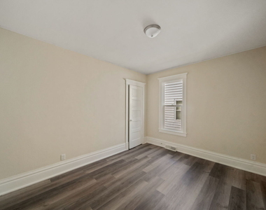 1439 8th Avenue - Photo Thumbnail 9