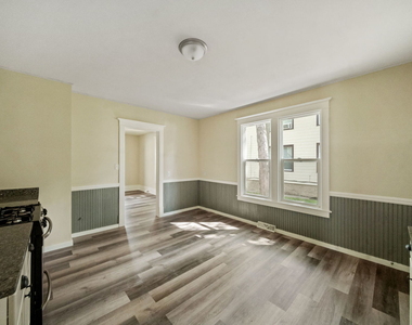 1439 8th Avenue - Photo Thumbnail 8