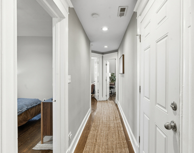 6239 S Ellis Avenue - Photo Thumbnail 6