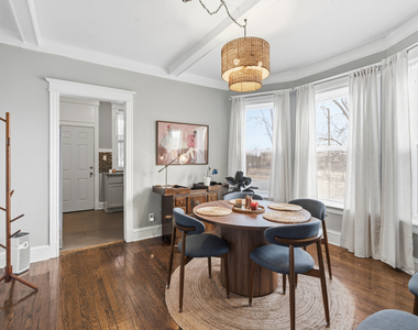 6239 S Ellis Avenue - Photo Thumbnail 1