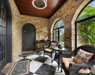 404 Laurel Avenue - Photo Thumbnail 4