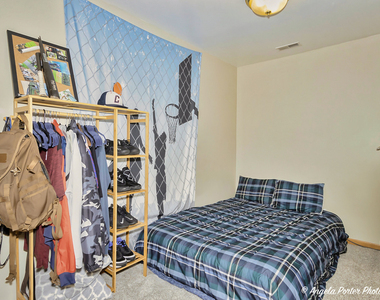 5850 Fieldstone Trail - Photo Thumbnail 18