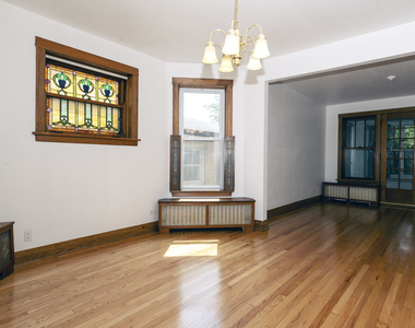 5104 W Hutchinson Street - Photo Thumbnail 2