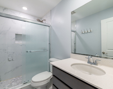 1024 Moraine Drive - Photo Thumbnail 11