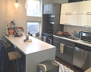 2456 N California Avenue - Photo Thumbnail 1