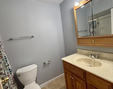 3026 Roberts Drive - Photo Thumbnail 17