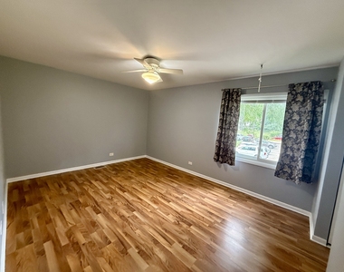 3026 Roberts Drive - Photo Thumbnail 9
