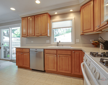 519 Dawes Street - Photo Thumbnail 9