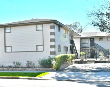 2524 Binz Street - Photo Thumbnail 12
