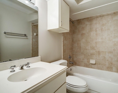 425 W 26th Street - Photo Thumbnail 25