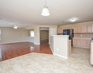 15426 Lynford Crest Drive - Photo Thumbnail 11