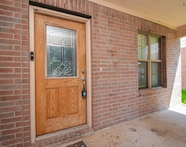 15426 Lynford Crest Drive - Photo Thumbnail 1