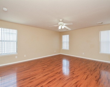 15426 Lynford Crest Drive - Photo Thumbnail 17
