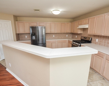 15426 Lynford Crest Drive - Photo Thumbnail 13