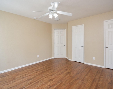 15426 Lynford Crest Drive - Photo Thumbnail 28