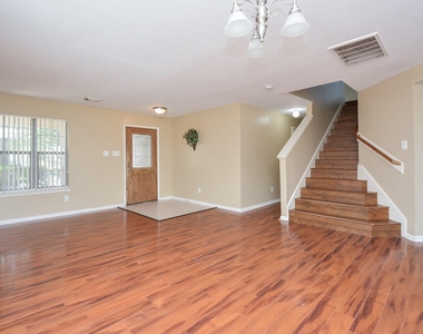 15426 Lynford Crest Drive - Photo Thumbnail 5