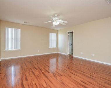 15426 Lynford Crest Drive - Photo Thumbnail 18