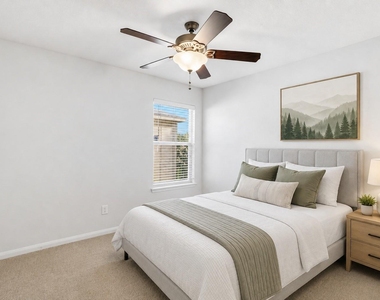 6910 Clover Walk Lane - Photo Thumbnail 10