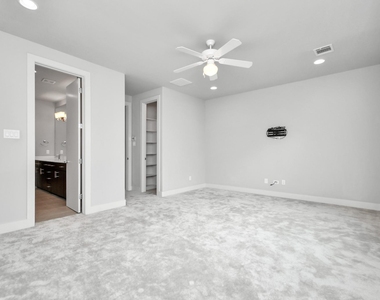 507 Gregg Street - Photo Thumbnail 17