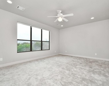 507 Gregg Street - Photo Thumbnail 15